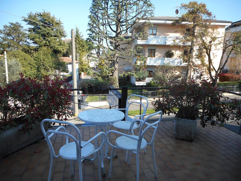 Hotel Primavera Desenzano del Garda Exterior foto